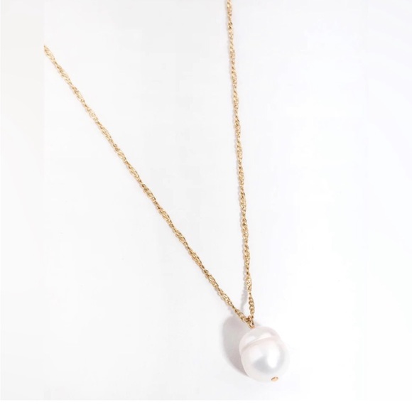 Real Gold Plated Single Freshwater Pearl Necklace - Picture 4 of 6